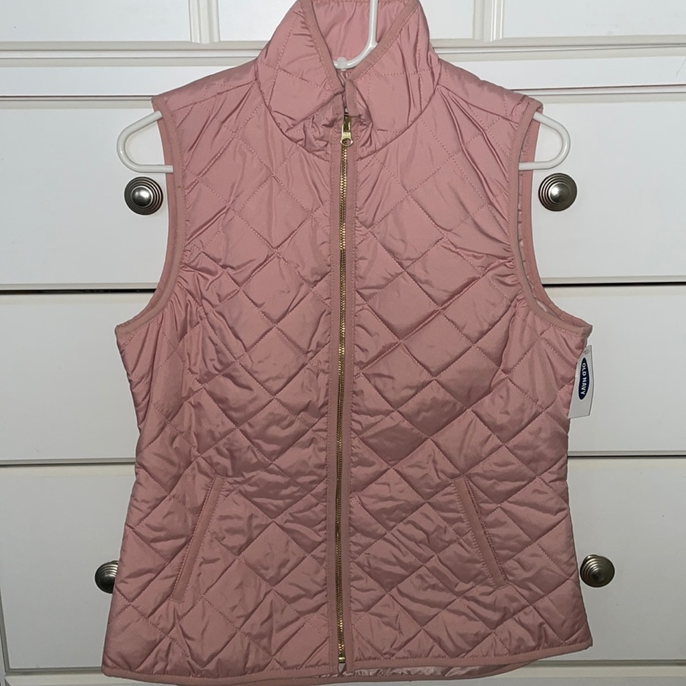 BRAND NEW WITH TAGS: Old Navy Vest